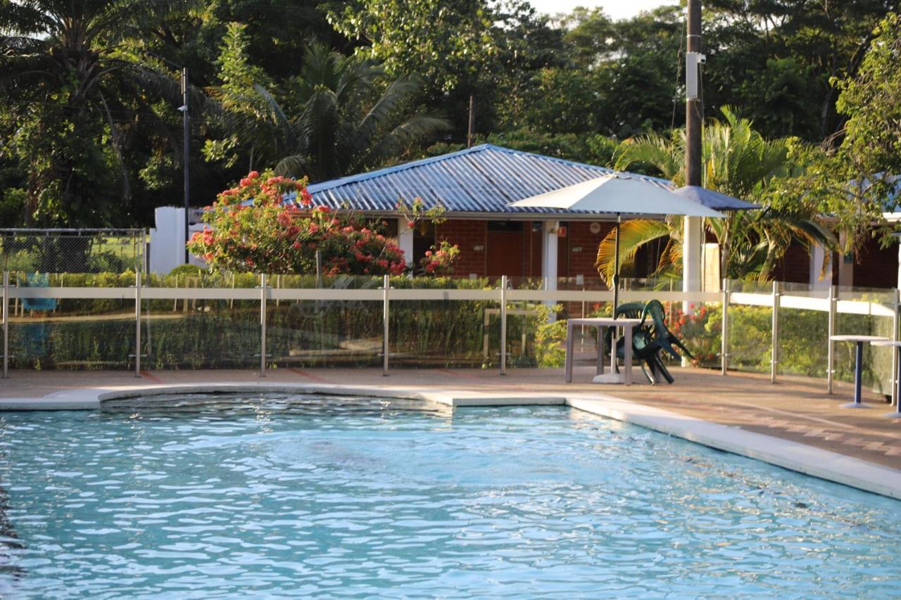 Club Bella Suiza - Carlos Ossa Escobar Hotel