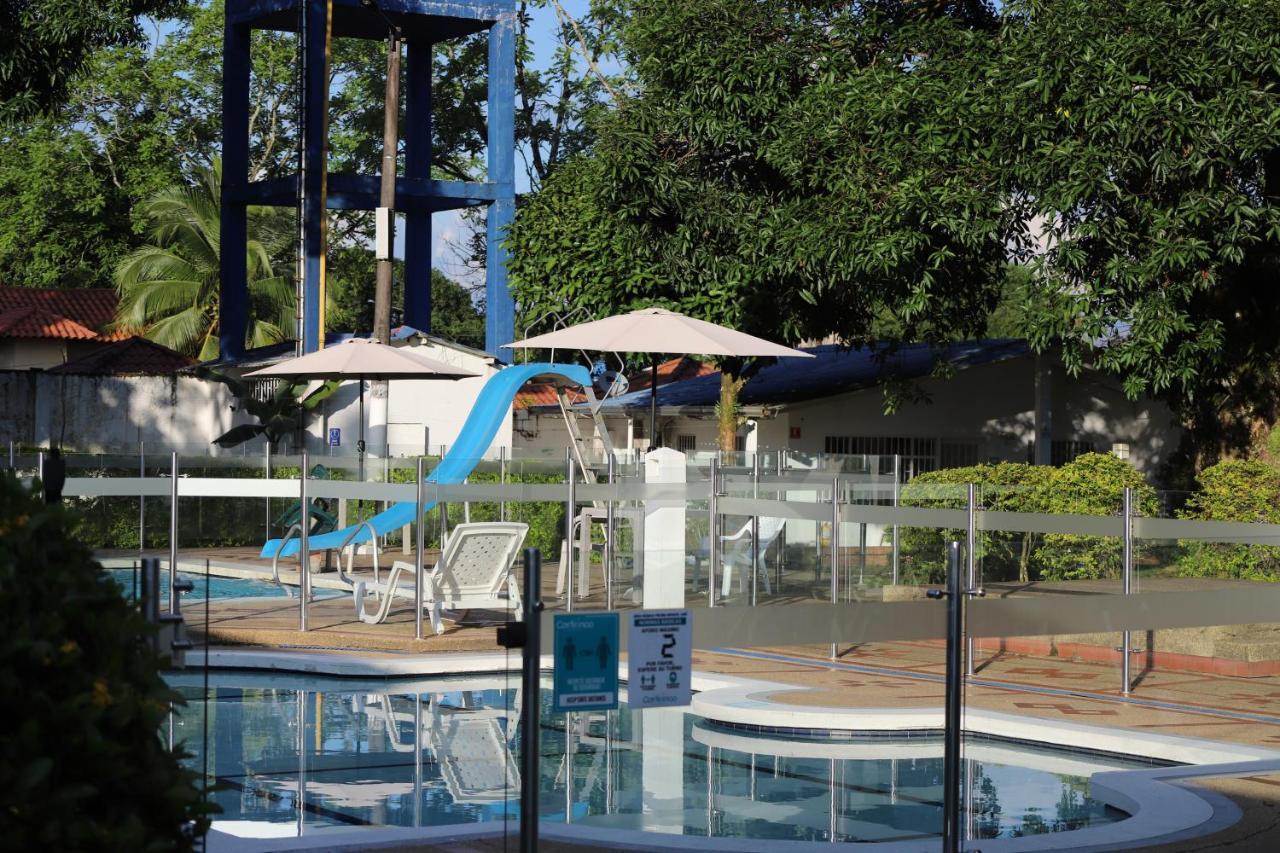 Club Bella Suiza - Carlos Ossa Escobar Villavicencio