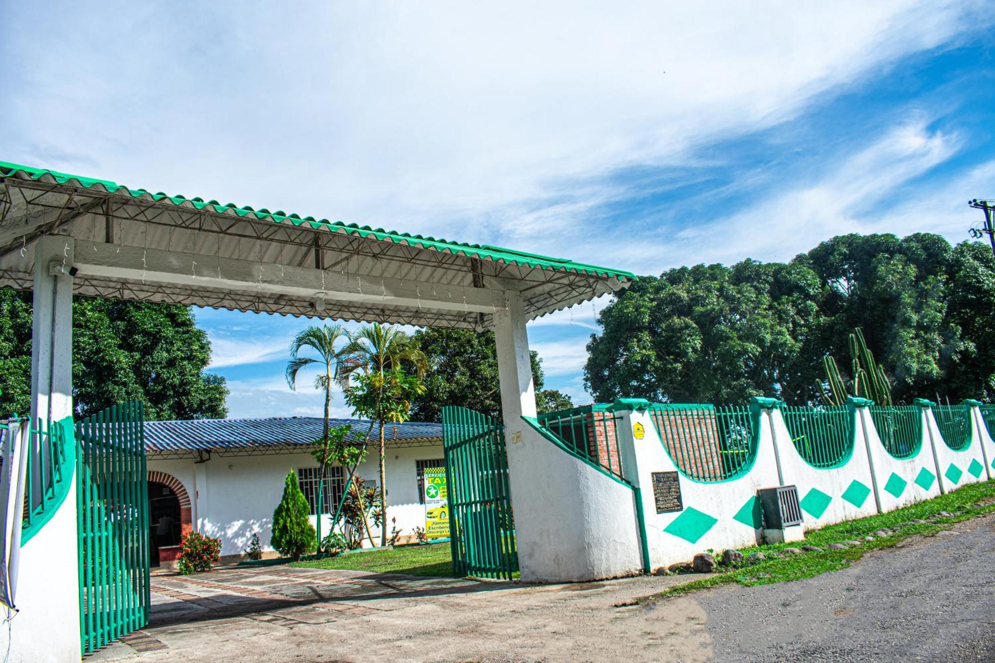 Club Bella Suiza - Carlos Ossa Escobar Villavicencio